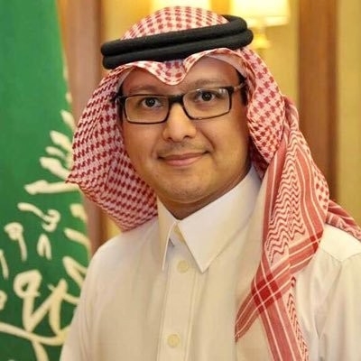 السفير السعودي وليد البخاري من بعبدا: زرت قصر بعبدا تلبيةً لدعوة الرئيس عون وأكدت له أن الموقف السعودي يشدد على التزام المملكة سيادة لبنان واستقلاله ووحدة اراضيه وضرورة الاسراع بتأليف حكومة قادرة على تلبية ما يتطلع اليه الشعب.