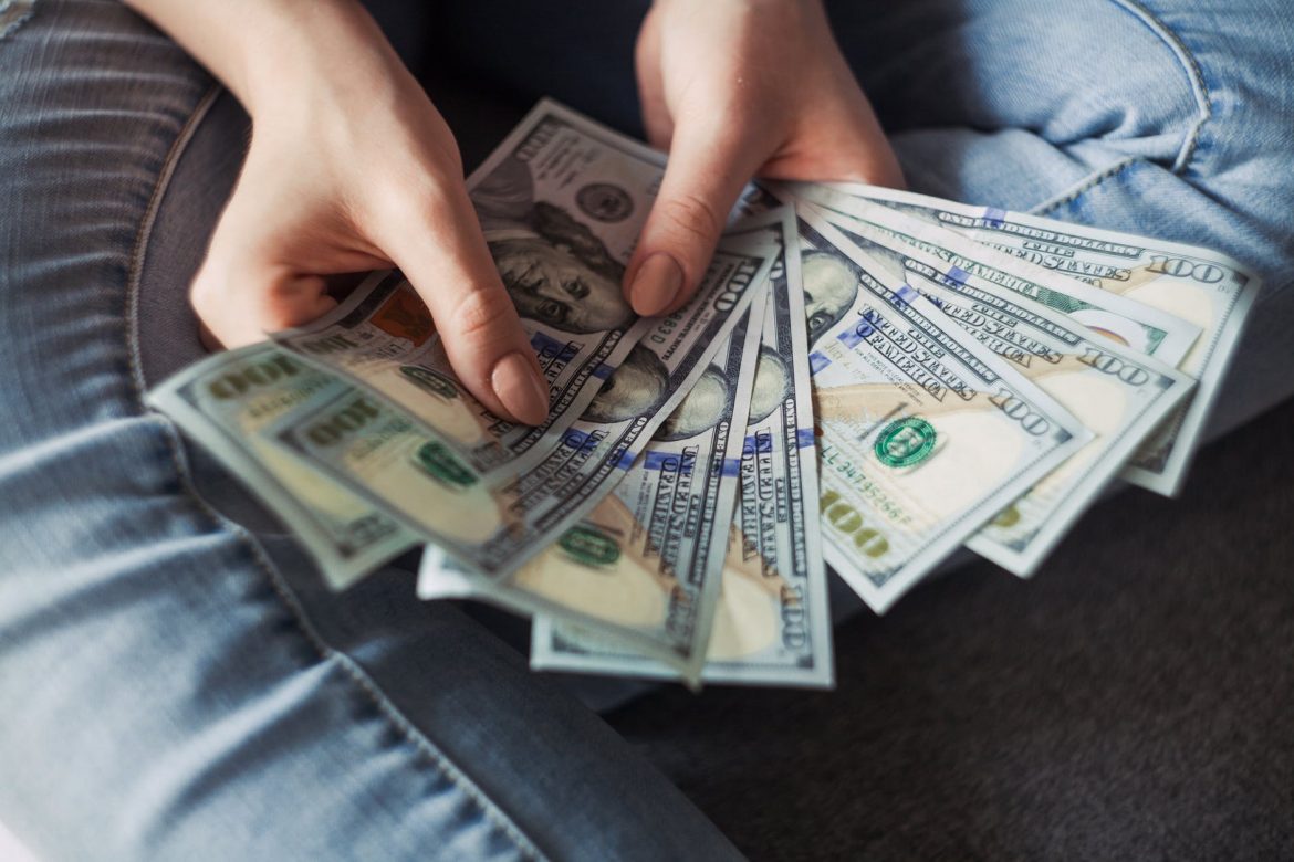 ٥ مليارات دولار في السوق