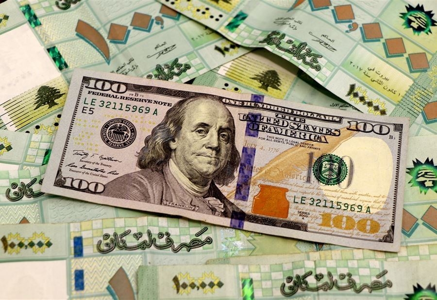 انهيار تاريخي “لـ الليرة مقابل الدولار!